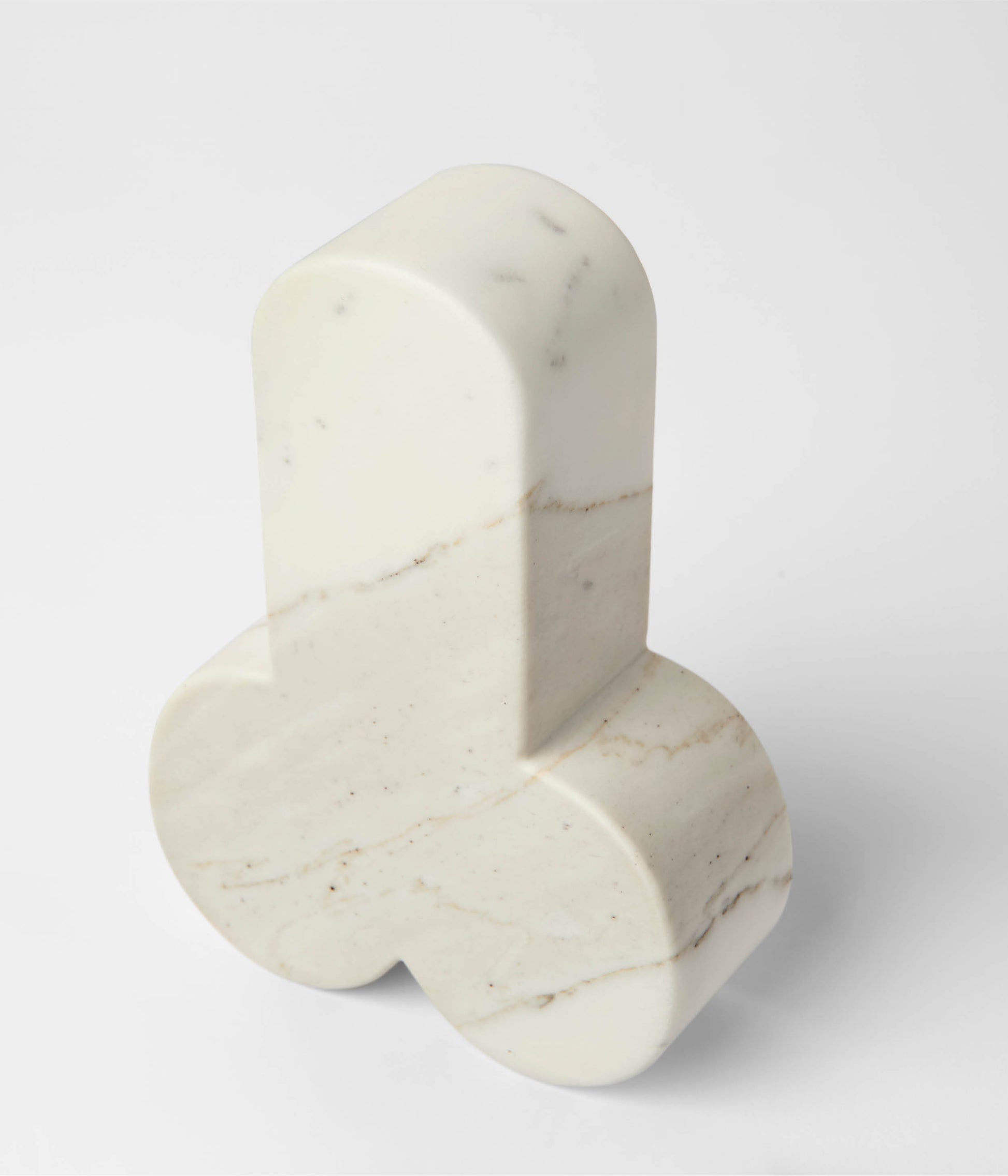 TUMB CARRARA MARBLE